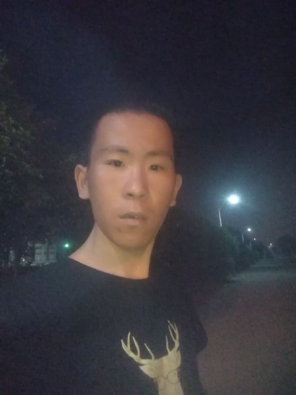 俞凯斌的第一张照片--东阳认干亲服务网